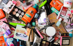 makeuphaul-1